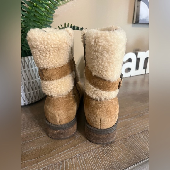UGG Blayre Il Buckle Sheepskin Collared Boot Size 5.5 Brown Ankle Boot - Picture 7 of 13